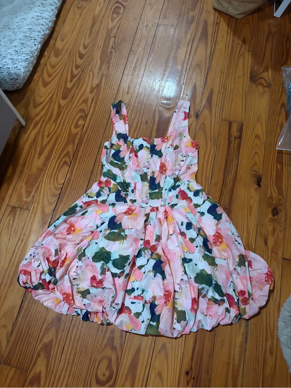 ๐ {Floral Multi-Color Mini Dress} - Picture 4 of 8
